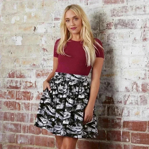 Disney nightmare before Xmas skirt 🔥🔥sale - Picture 1 of 3